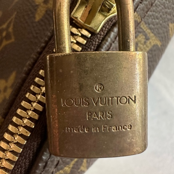 Louis Vuitton Alize MB0015 - Picture 9 of 16